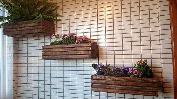 no-cost pallet wooden wall hanging planters