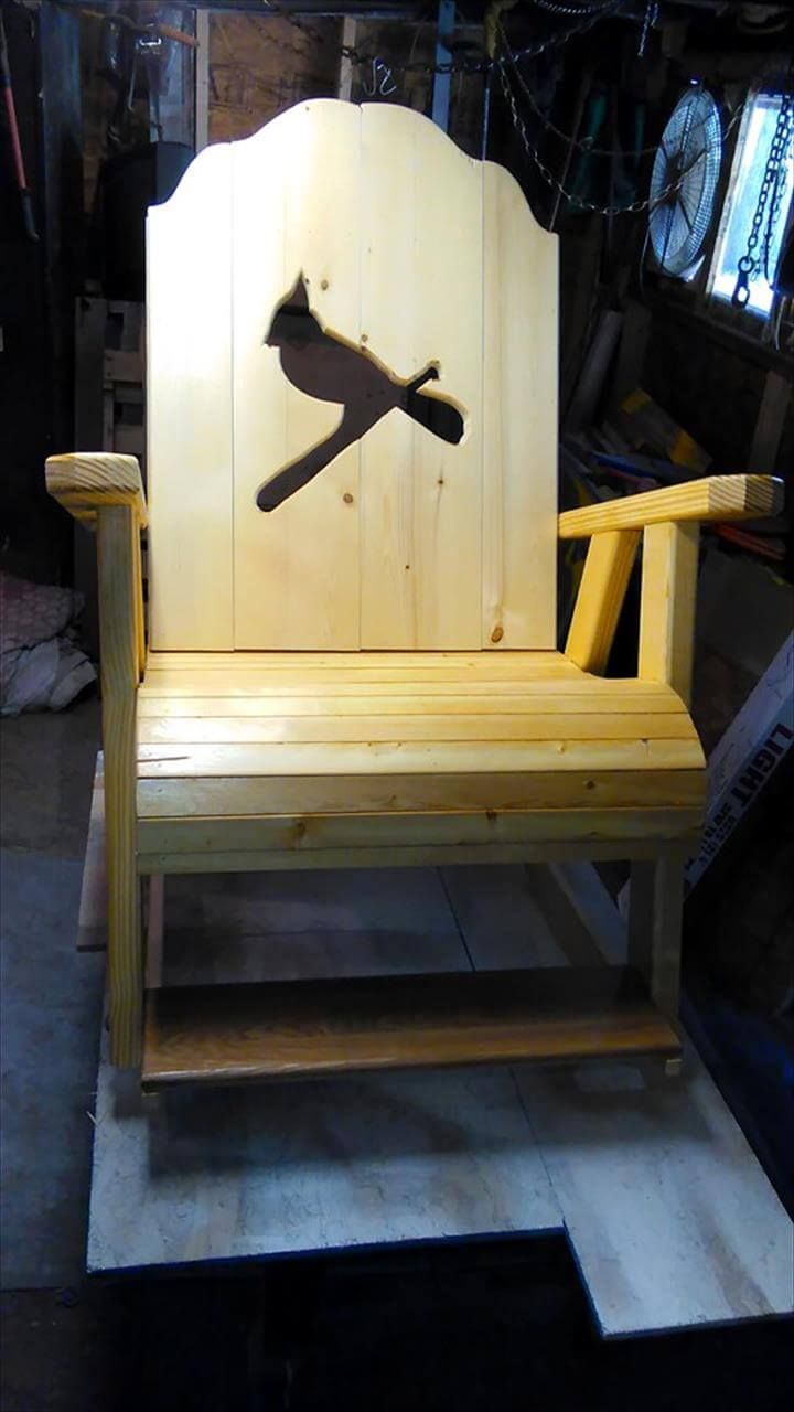 no-cost pallet bird art chair