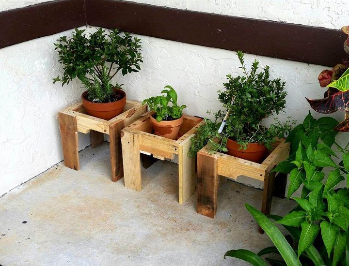 custom wooden pallet vase stands or pot holders