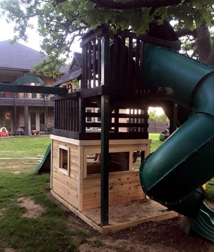 Recycled pallet play house