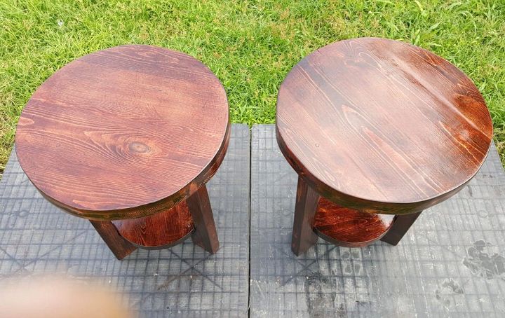 round top pallet end tables