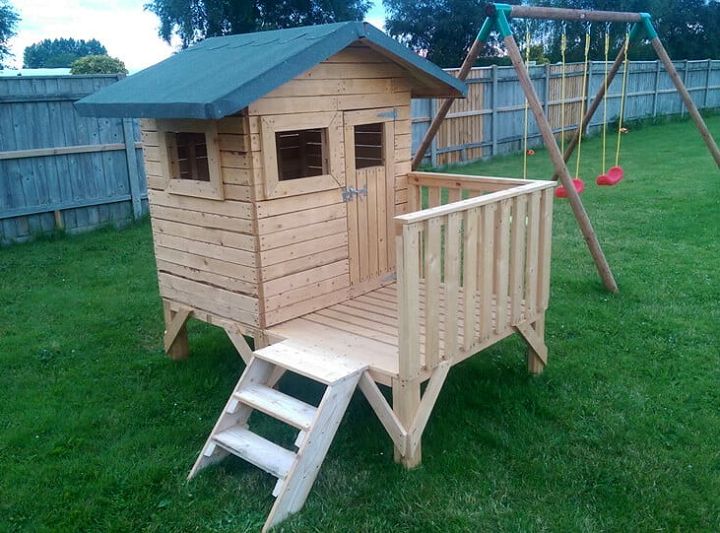 cute pallet play house