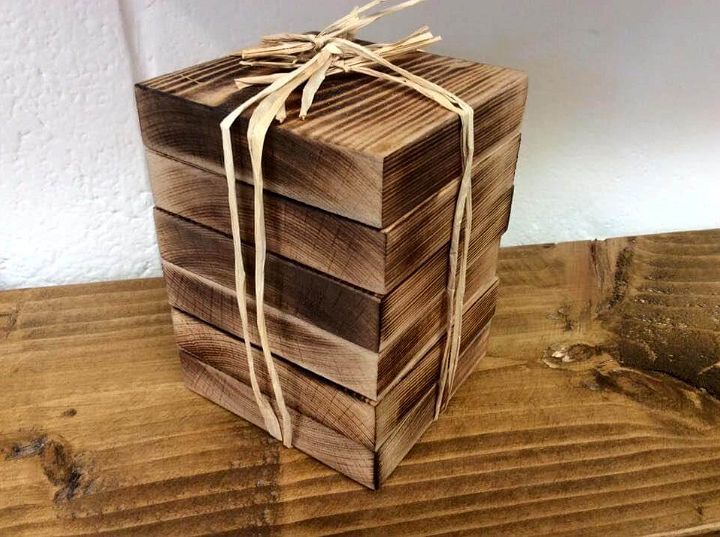 pack of six pallet coasters