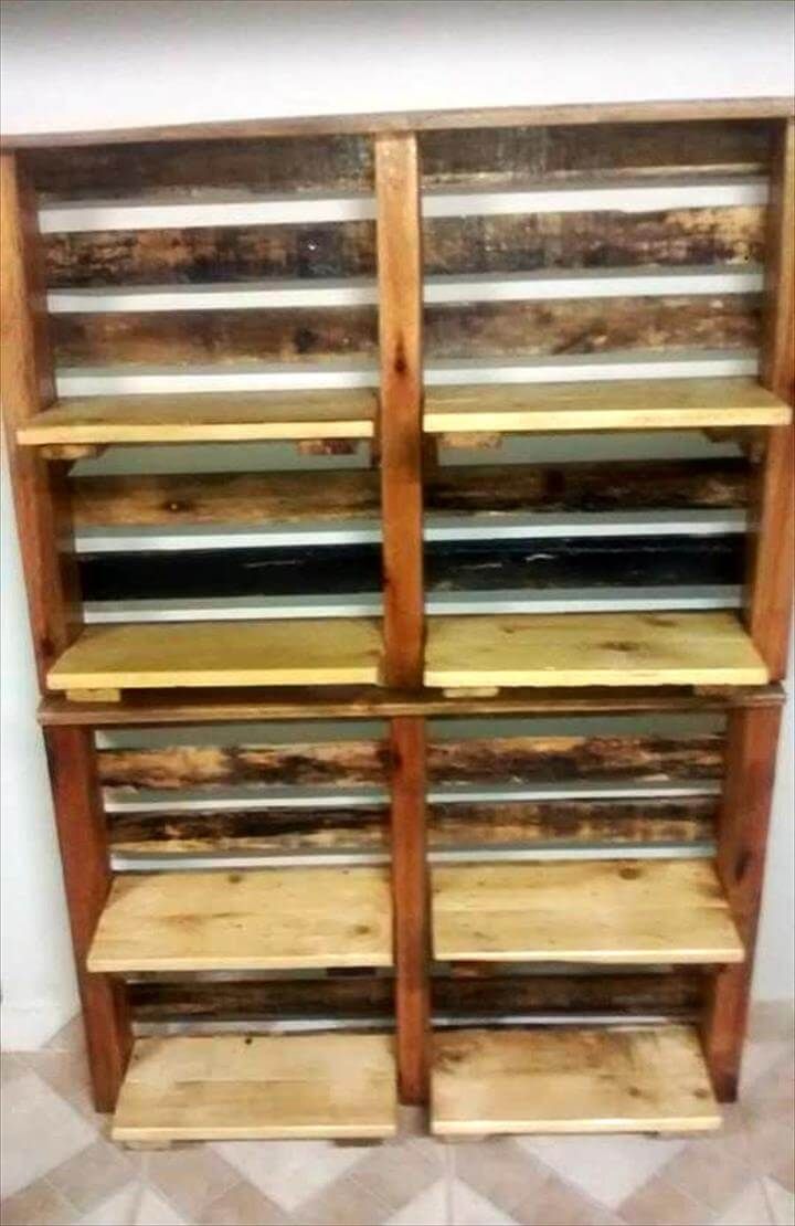 recycled pallet vertical shelves