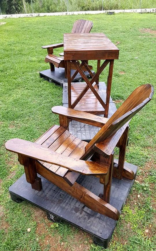 diy pallet Adirondack chair and table set