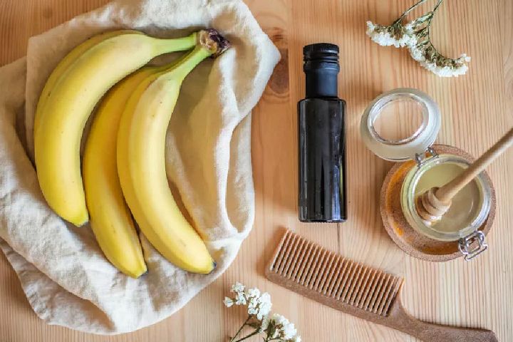 Homemade Banana & Honey Hair Mask