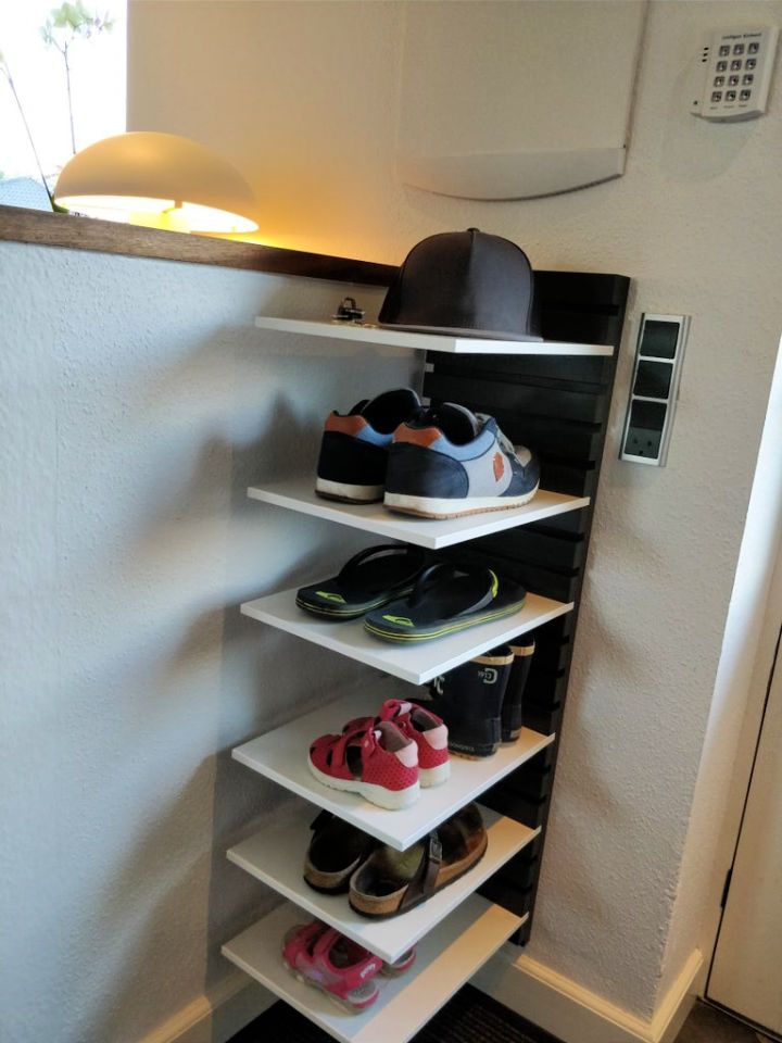 DIY: How to: Cardboard Shoe Rack / Cardboard Shoe Organizer: Wall