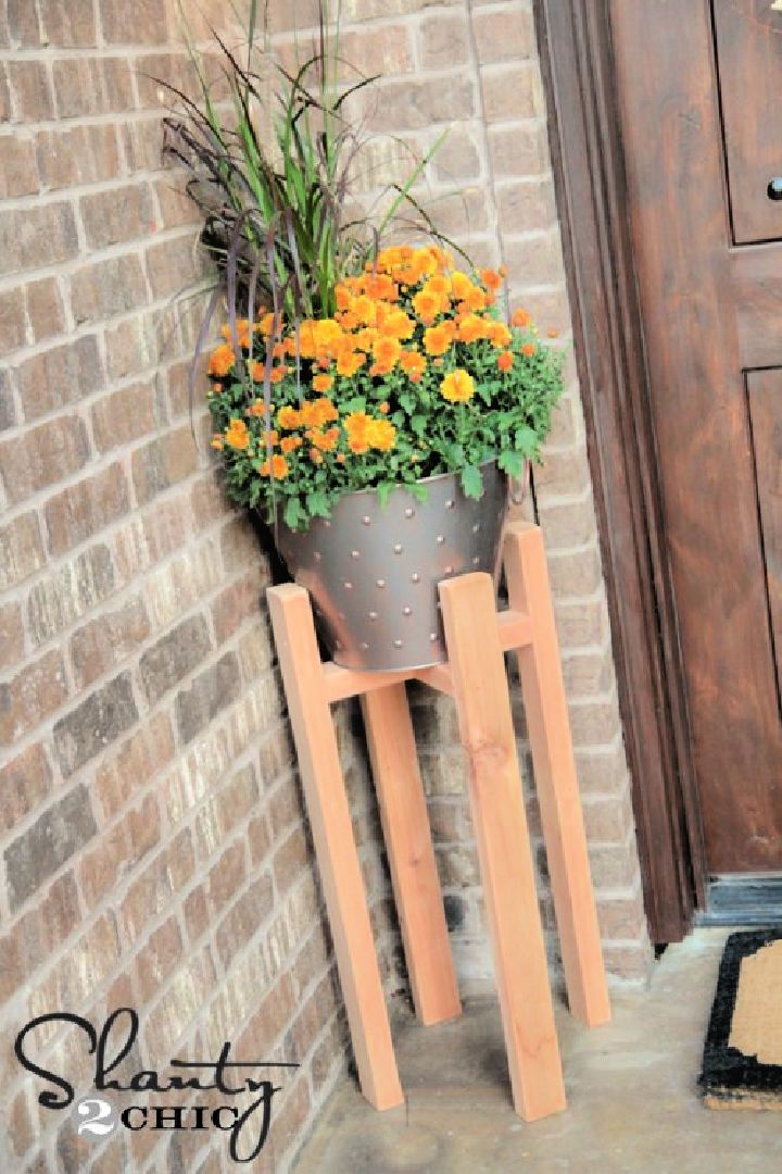 How To Build an Outdoor Plant Stand