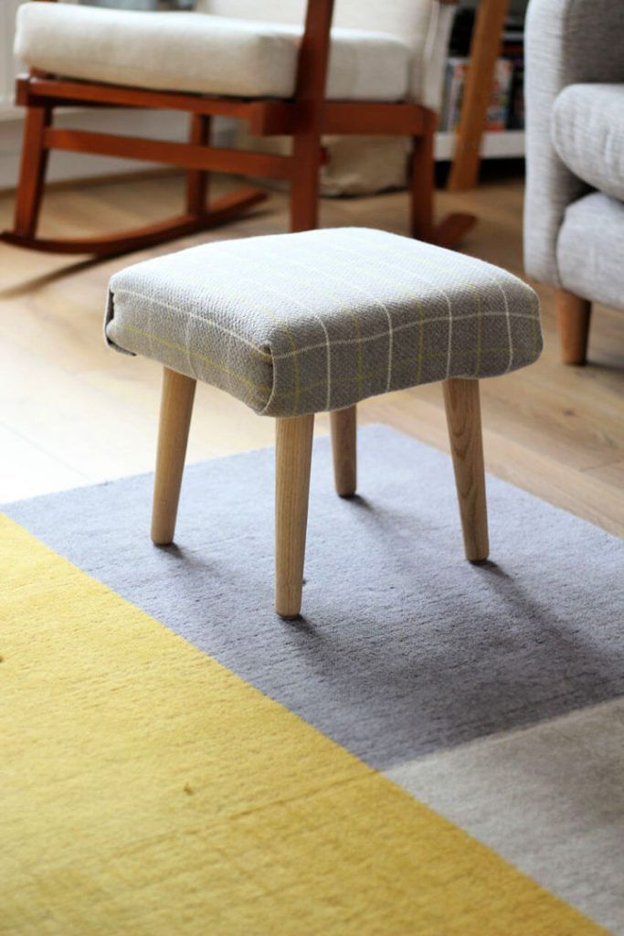 25 DIY Footrest Ideas Free DIY Footstool Plans Pallet Ideas