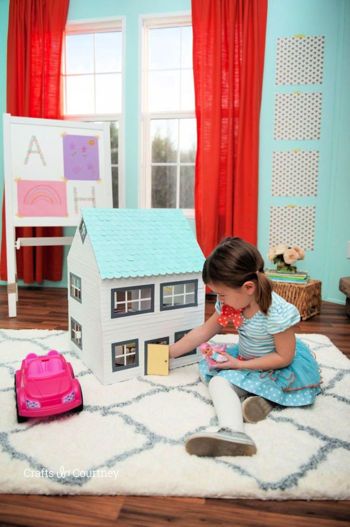 Cardboard Box Dollhouse