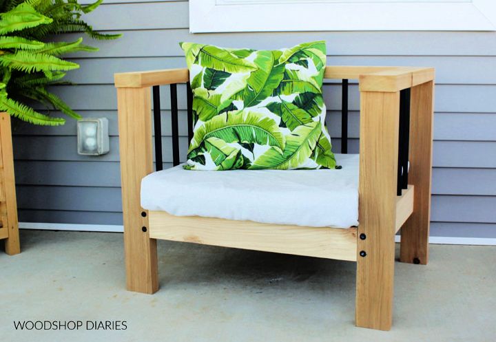 DIY Outdoor Chair With Dowel Rails 