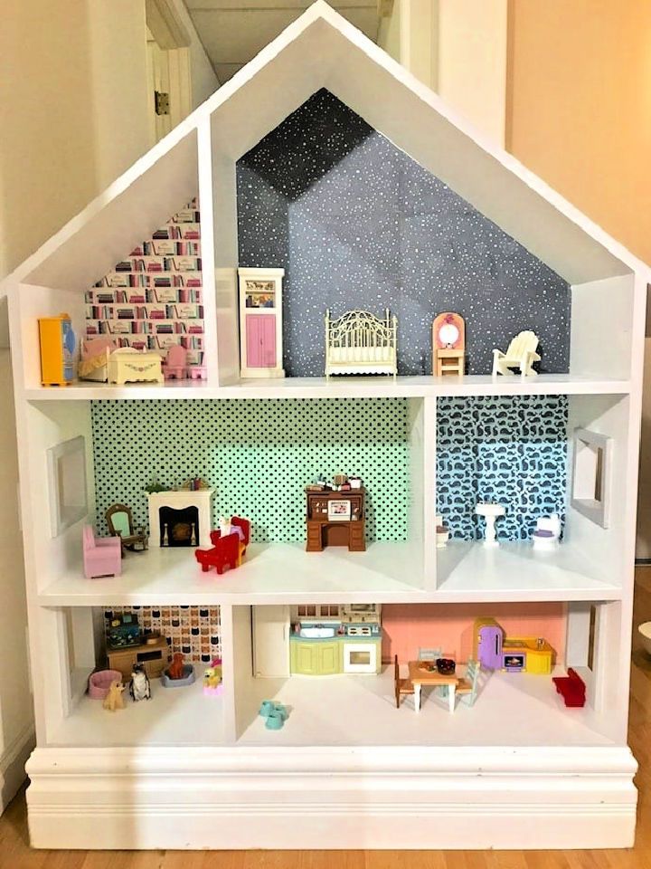 Refurbish a Dollhouse On Budget