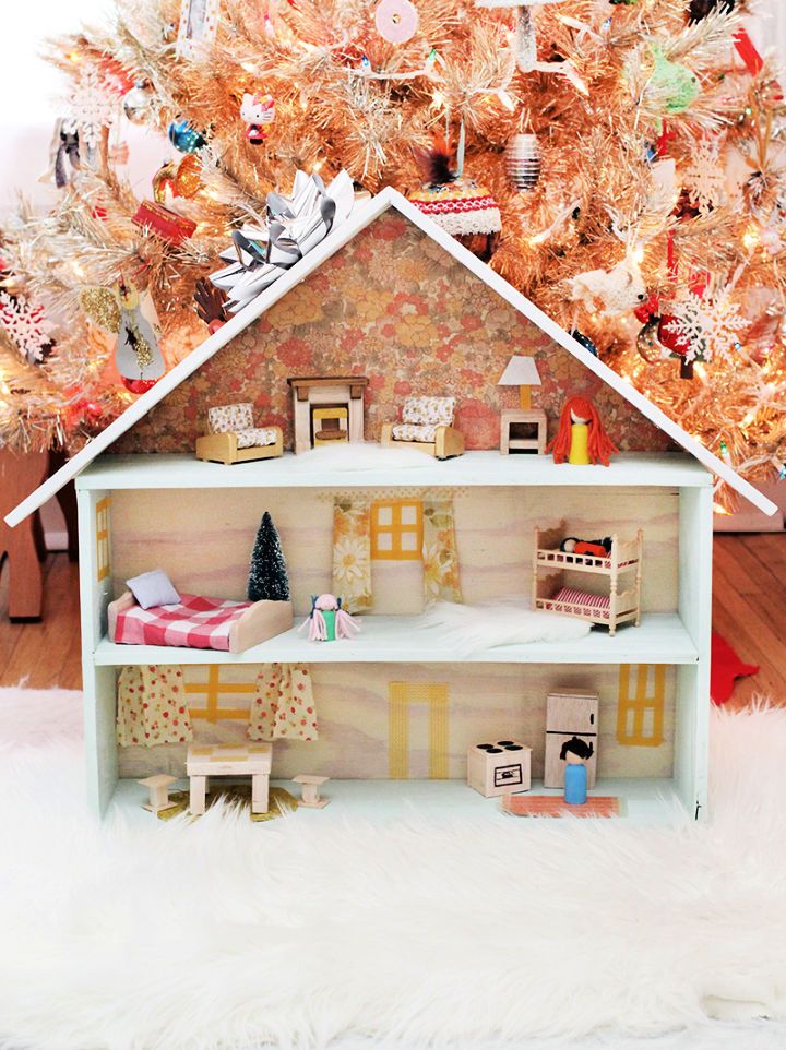 How To Build a Wooden Dollhouse