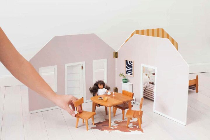 DIY Fold-Away Dollhouse